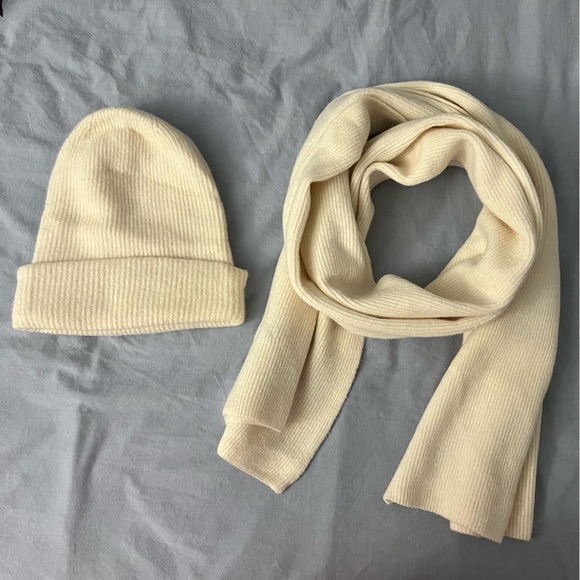 J. Crew Accessories - J Crew cream beanie & scarf set